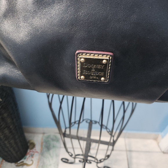 Dooney & Bourke Shoulder leather bag - Picture 3 of 8